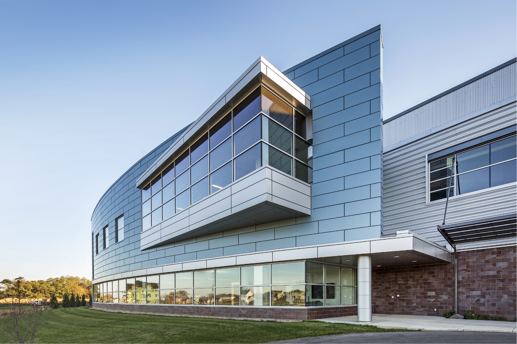 Photo of Centria insulated metal panels on the outside of a building