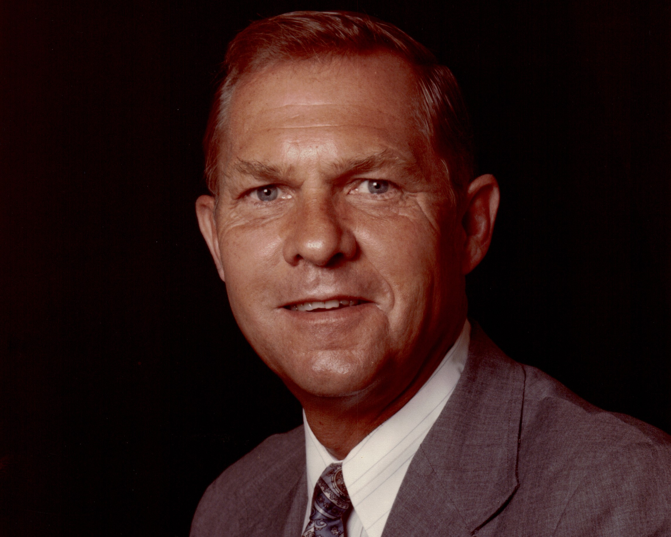 Headshot of Nucor founder Ken Iverson